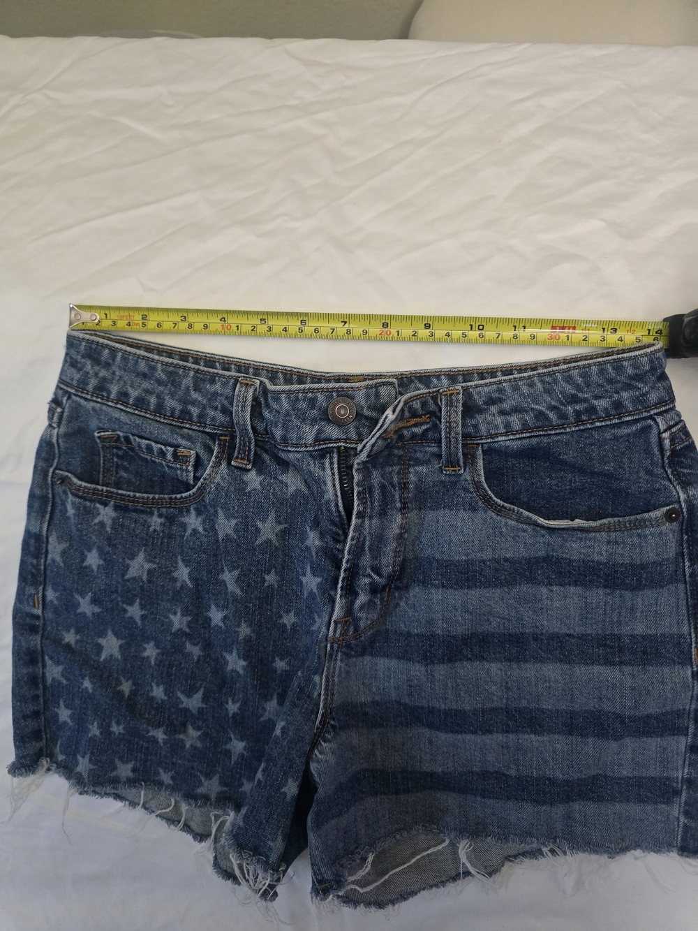 Old Navy High Rise Blue Denim Star & Stripe Cutoff Shorts - Picture 7 of 8